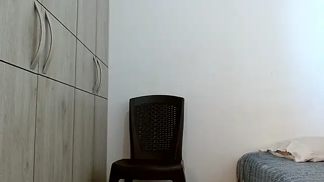 lonelydick2002 live sex cam