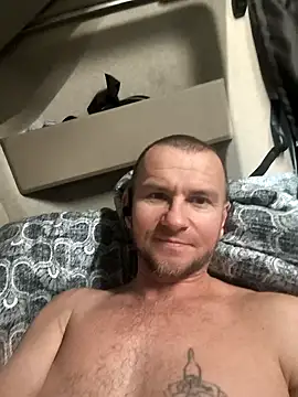 RoadDaddyXL live sex cam