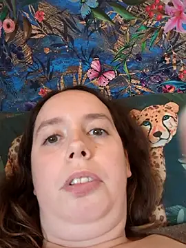 JuicyLucyy69's web cam