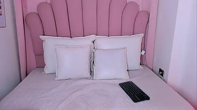 VanessaMirren's cam snapshot