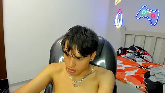 StiwenTwink live sex cam