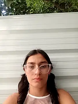 Ary-18 live sex cam