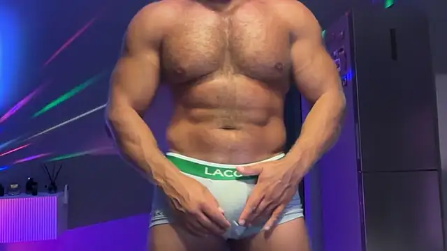 KarlosRichi live sex cam