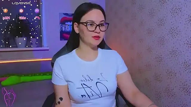 EsterLogan's web cam