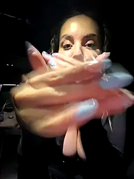 Alirawrz live sex cam