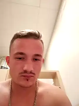 frankthefuck69's web cam
