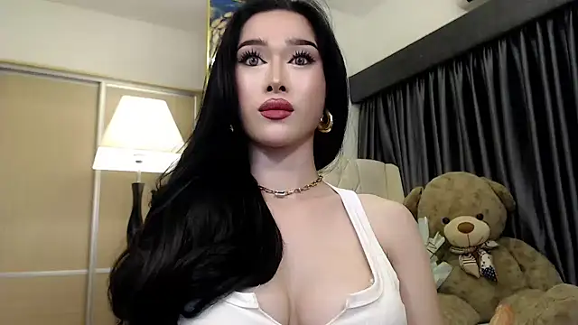 KeenMazikeen69 live sex cam