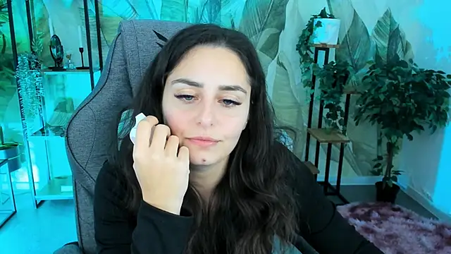 ValeriiMills's web cam