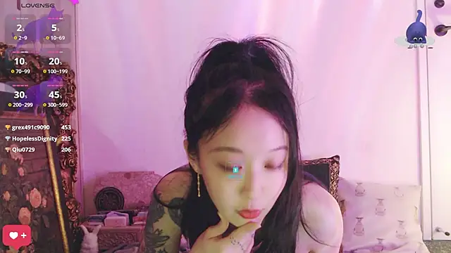 Etherealcat33 live sex cam