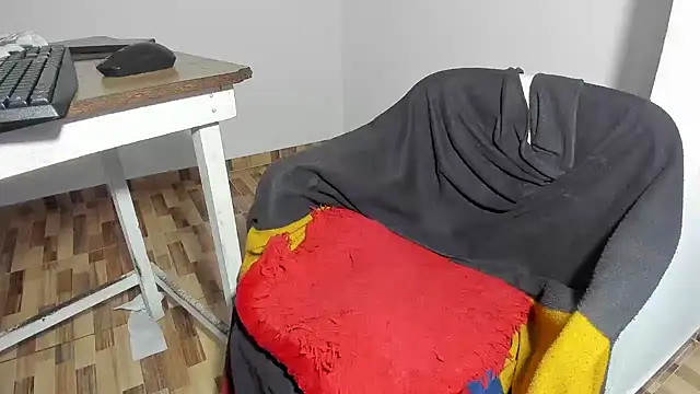 Freedom_24 live sex cam