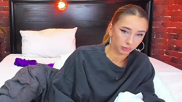 ChristynaRoss live sex cam