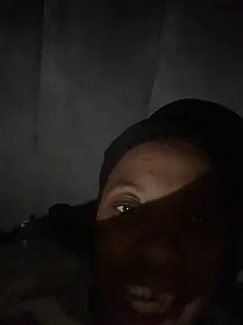 Queen-Boobylicious live sex cam