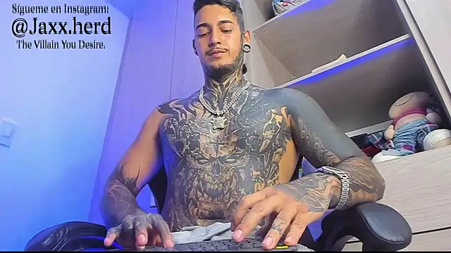 JAXXXONHERD live sex cam