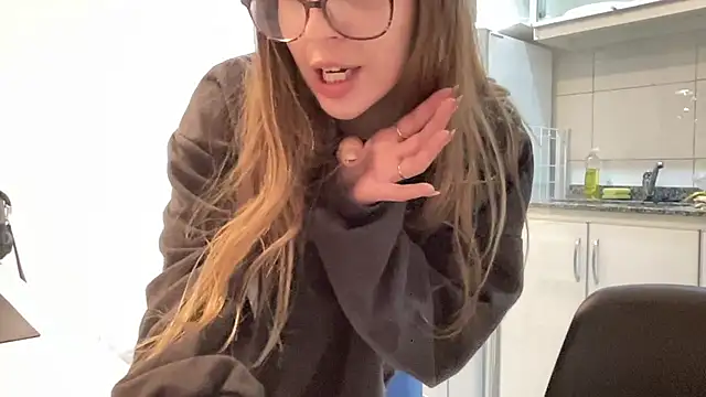 Lolykush live sex cam