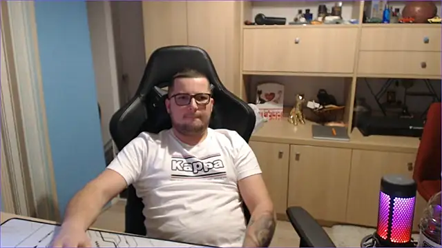 bigpuff_hott's web cam