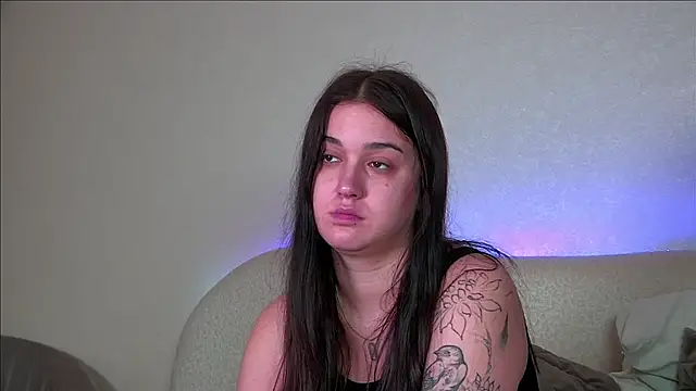 ChristinaMilton's web cam
