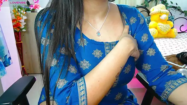 thyAnvi live sex cam