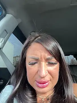 RuslanaXX live sex cam