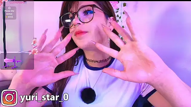Yuri_Stars live sex cam