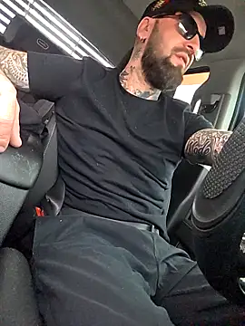 Beardedtattood live sex cam