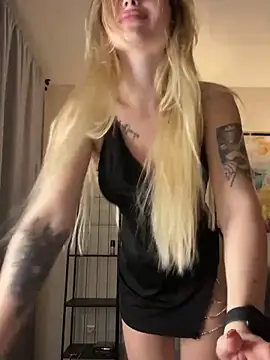 Vladamais live sex cam