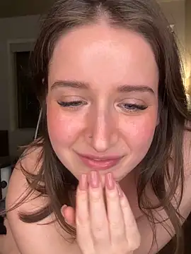 nerdynina live sex cam