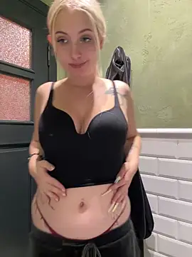 Milkyy_wway live sex cam