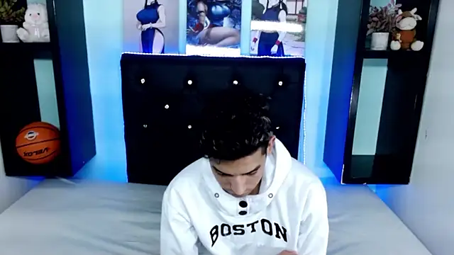 x_Aaron_x live sex cam