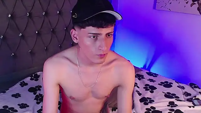 MateoMitchell live sex cam