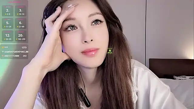 QiaoHui live sex cam