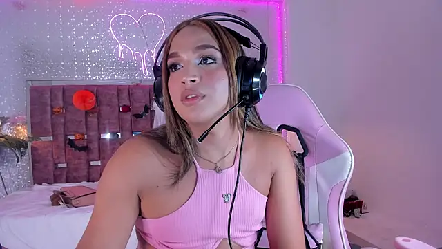 KylieVictoria live sex cam
