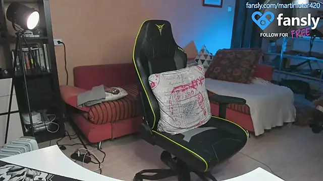 daddyMarty420's cam snapshot