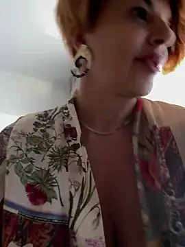Selvaggia_official83 live sex cam