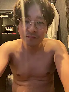 yuuki8910 live sex cam
