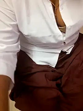 Tamil_Ammani live sex cam