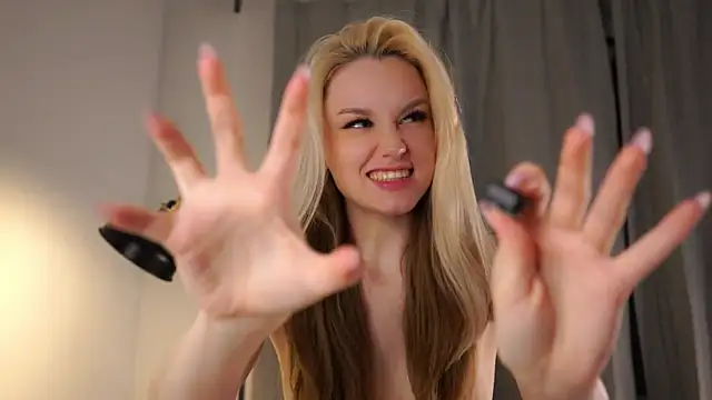 CherieSprinzl live sex cam