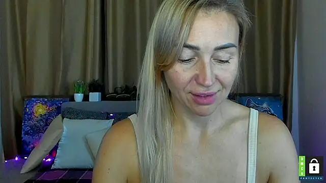 Kiss_julli88I's web cam
