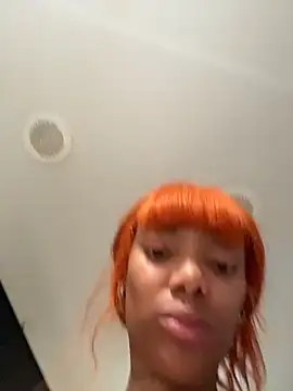 butterflybootyy live sex cam