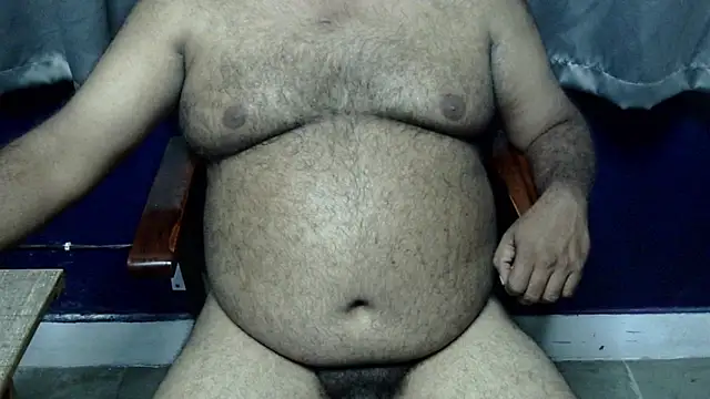 hairysubcub_70's cam snapshot
