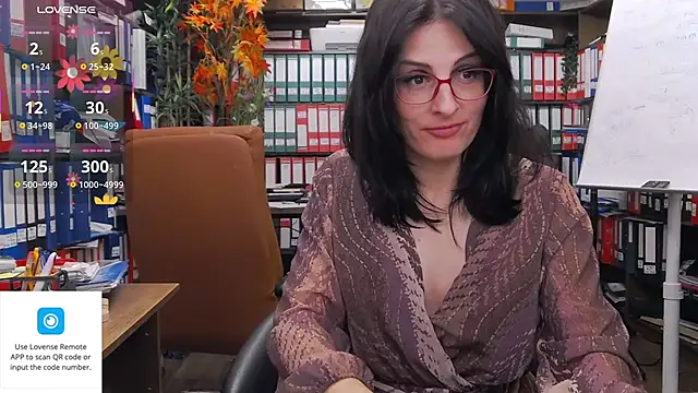 classyladyrellax live sex cam
