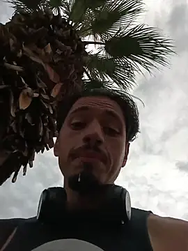 mrredcorn live sex cam