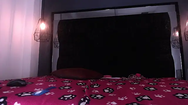 AndreaGil_ live sex cam