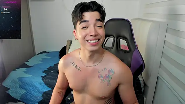 santy7v7 live sex cam