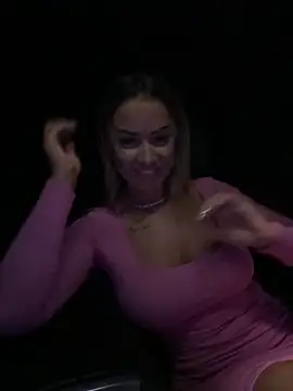 KirstieVegas live sex cam