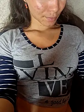 HelenHoltz live sex cam