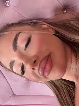AshleySinn live sex cam