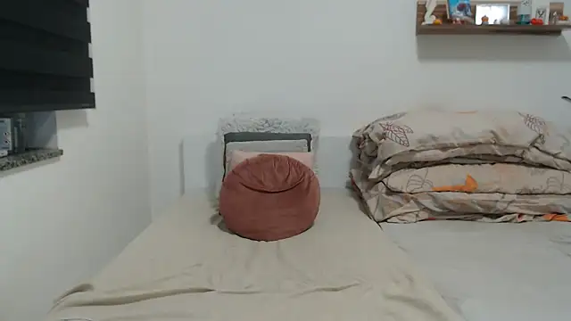 jennifer11772's web cam