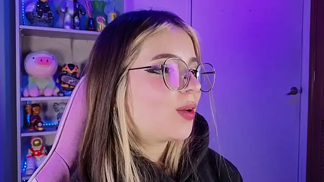 EmilyMiller_ live sex cam