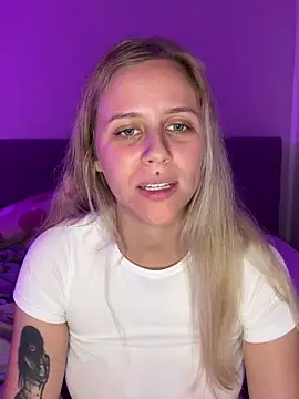 lunawolf21 live sex cam