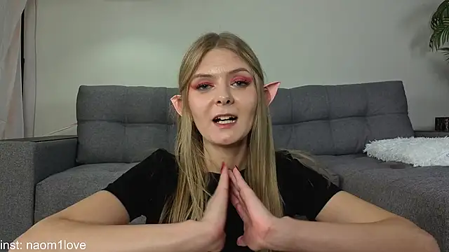 Naomi_Girly live sex cam